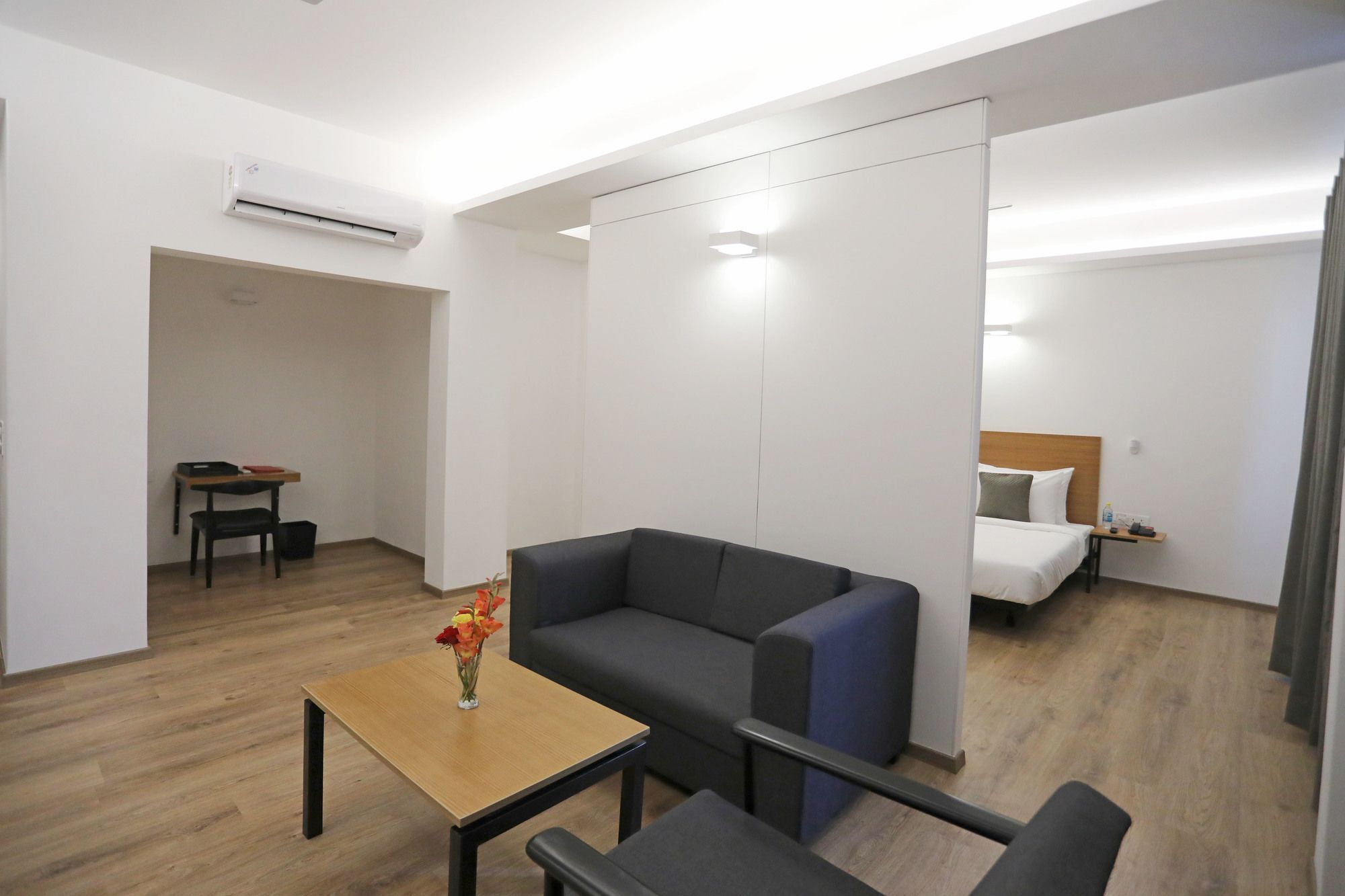 Oyo Townhouse 027 Sector 15 Gurgaon Hotel Екстериор снимка