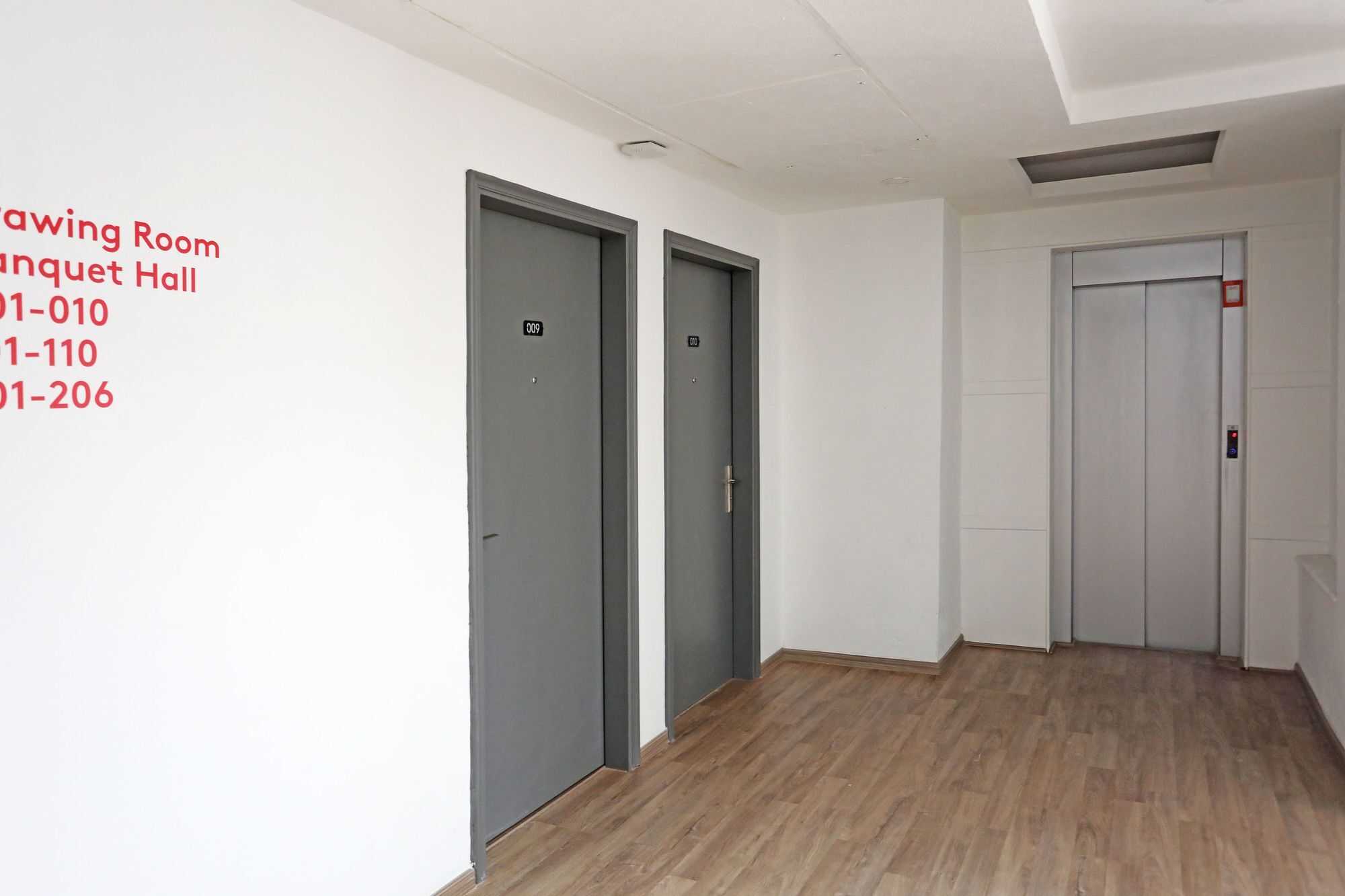 Oyo Townhouse 027 Sector 15 Gurgaon Hotel Екстериор снимка