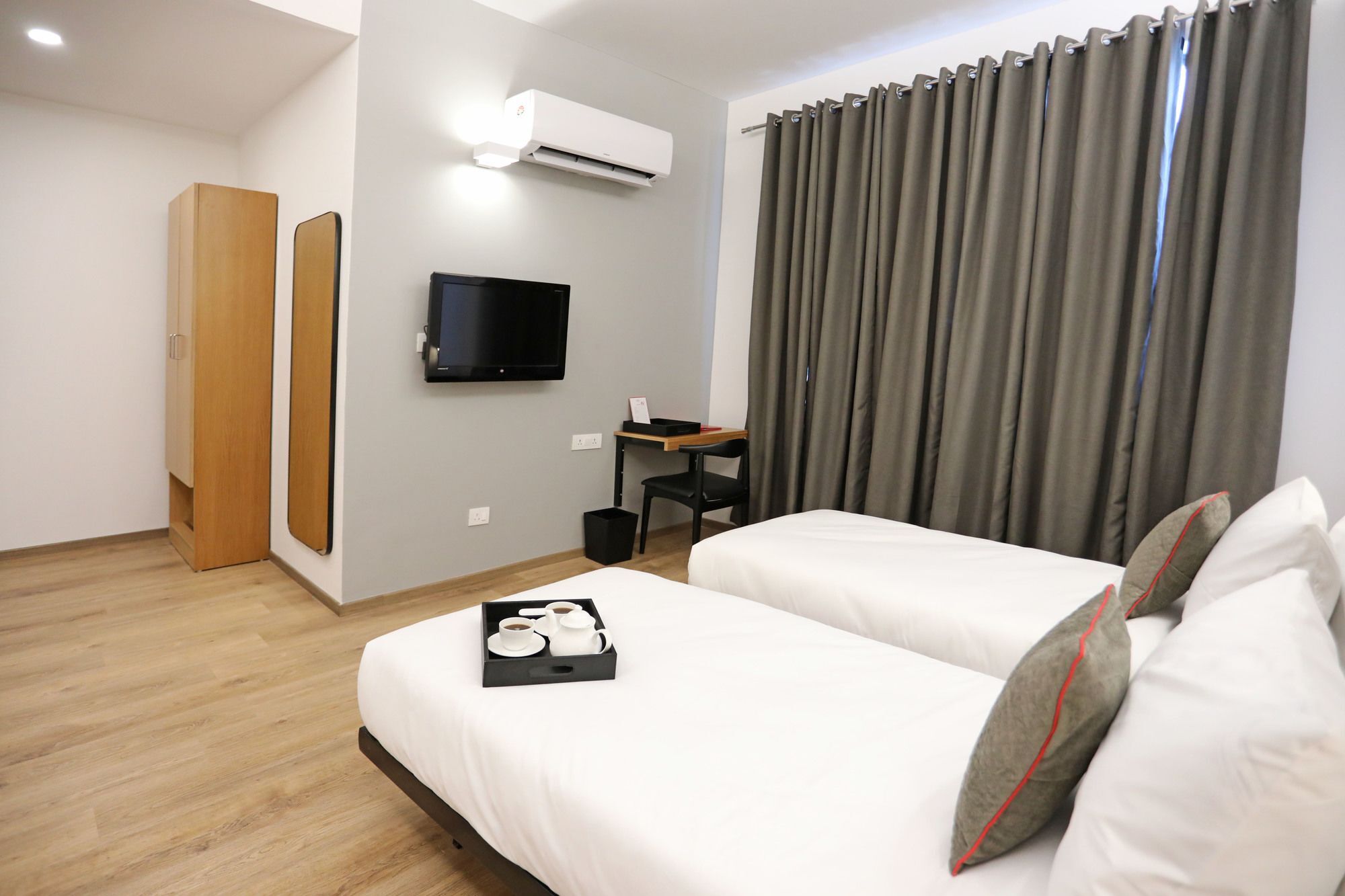 Oyo Townhouse 027 Sector 15 Gurgaon Hotel Екстериор снимка